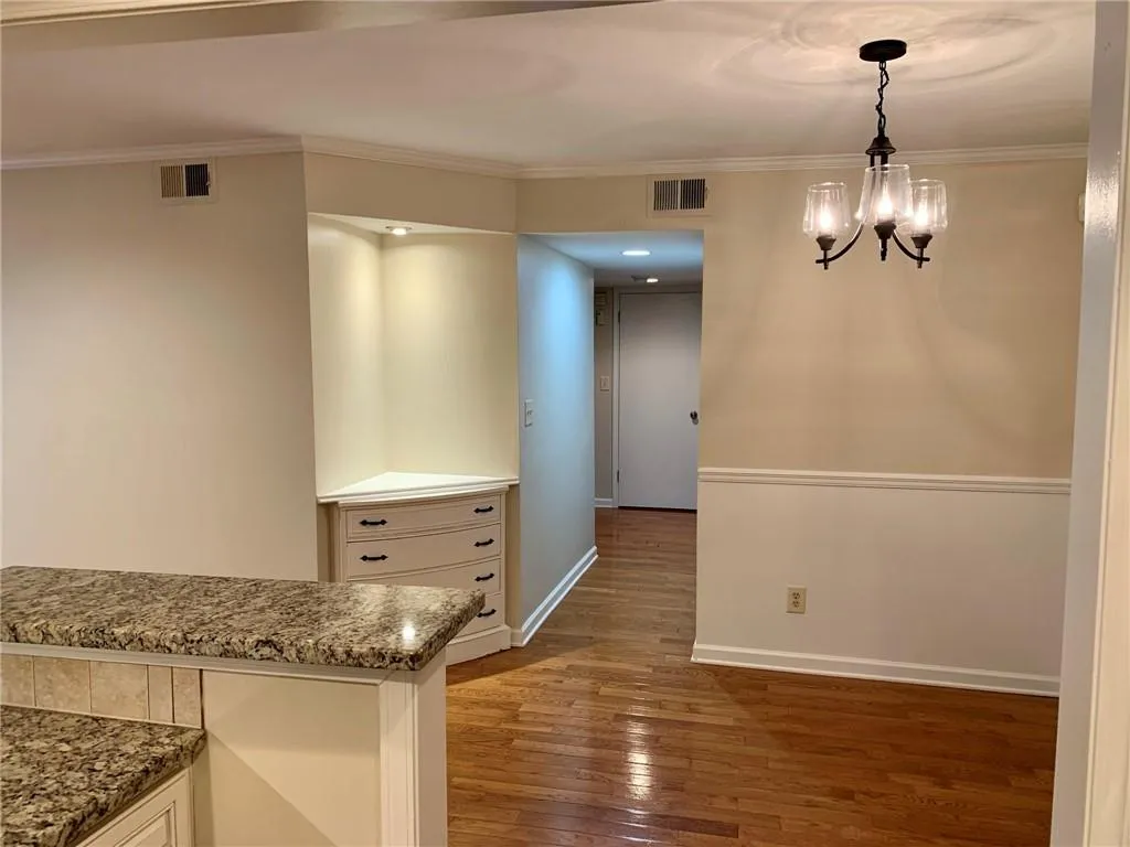 308 Natchez Trace Unit 308, Sandy Springs, Georgia 30350, 2 Bedrooms Bedrooms, ,1 BathroomBathrooms,Residential,Sold,308 Natchez Trace Unit 308,6927024