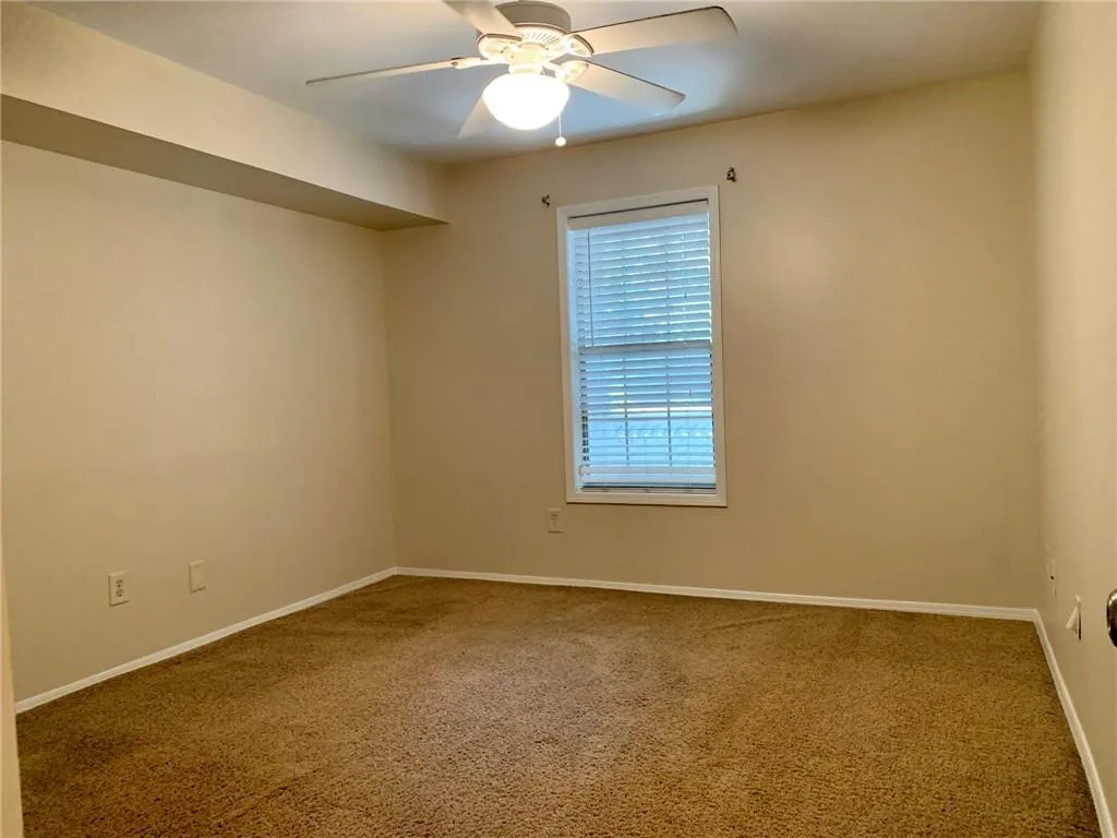 308 Natchez Trace Unit 308, Sandy Springs, Georgia 30350, 2 Bedrooms Bedrooms, ,1 BathroomBathrooms,Residential,Sold,308 Natchez Trace Unit 308,6927024