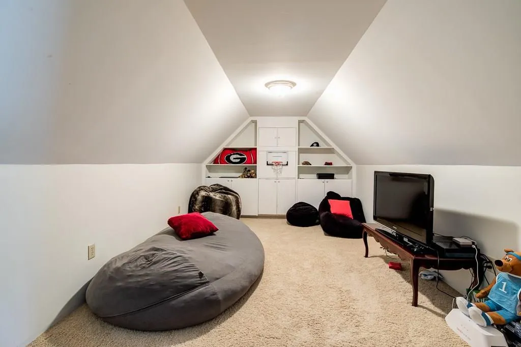 3270 Spalding Drive, Sandy Springs, Georgia 30350, 5 Bedrooms Bedrooms, ,4 BathroomsBathrooms,Residential,Sold,3270 Spalding Drive,5810238