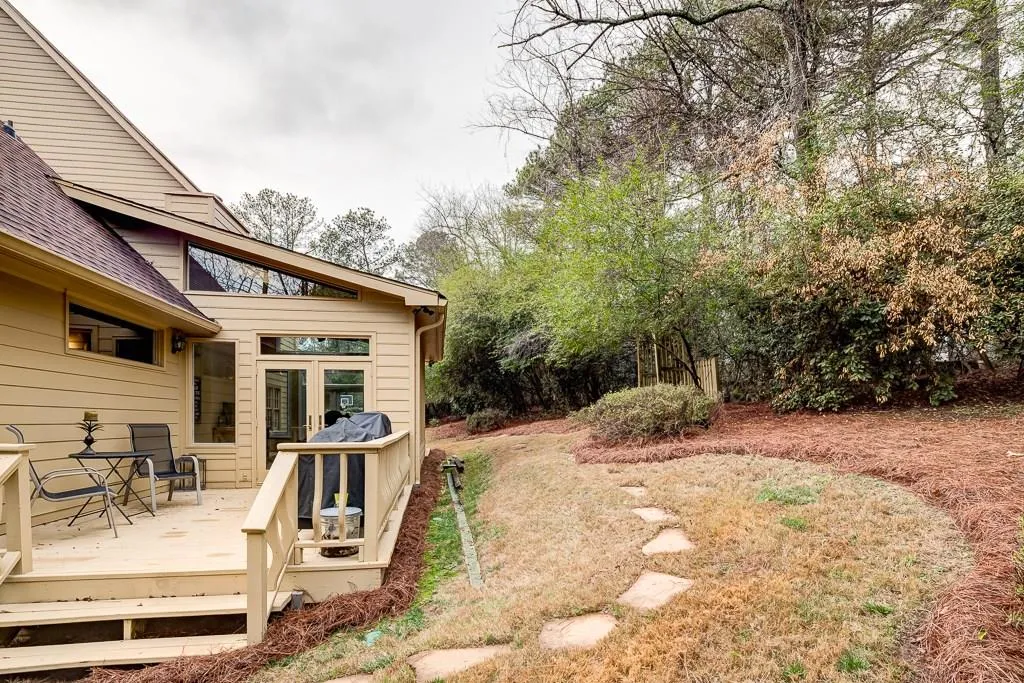 3270 Spalding Drive, Sandy Springs, Georgia 30350, 5 Bedrooms Bedrooms, ,4 BathroomsBathrooms,Residential,Sold,3270 Spalding Drive,5810238