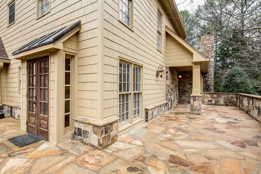 3270 Spalding Drive, Sandy Springs, Georgia 30350, 5 Bedrooms Bedrooms, ,4 BathroomsBathrooms,Residential,Sold,3270 Spalding Drive,5810238