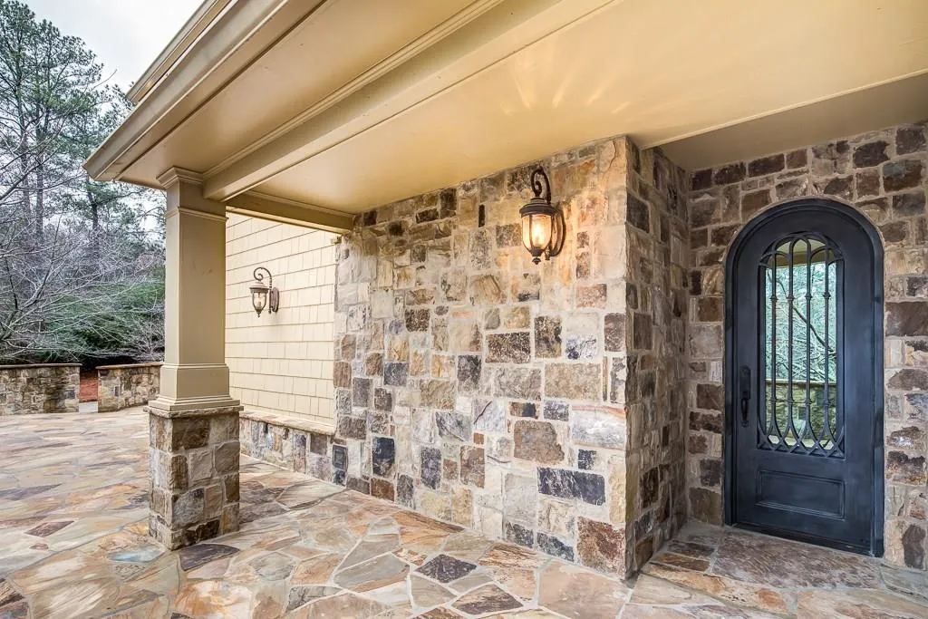 3270 Spalding Drive, Sandy Springs, Georgia 30350, 5 Bedrooms Bedrooms, ,4 BathroomsBathrooms,Residential,Sold,3270 Spalding Drive,5810238