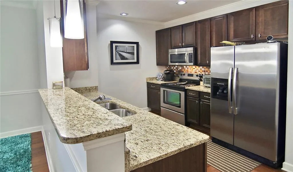 7265 Glisten Avenue Unit 126, Atlanta, Georgia 30328, 2 Bedrooms Bedrooms, ,2 BathroomsBathrooms,Residential,Sold,7265 Glisten Avenue Unit 126,5691203