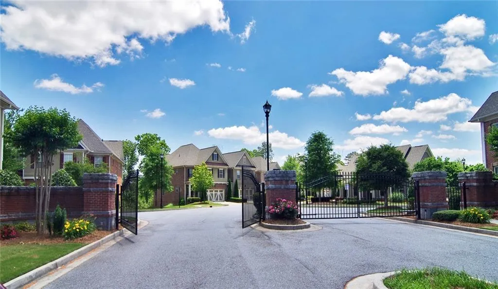 7265 Glisten Avenue Unit 126, Atlanta, Georgia 30328, 2 Bedrooms Bedrooms, ,2 BathroomsBathrooms,Residential,Sold,7265 Glisten Avenue Unit 126,5691203