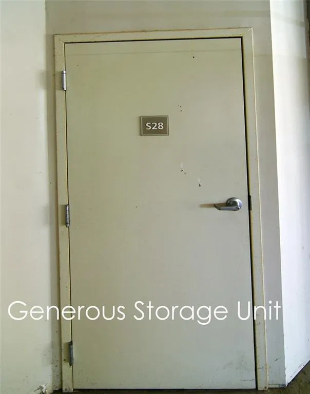 7265 Glisten Avenue Unit 126, Atlanta, Georgia 30328, 2 Bedrooms Bedrooms, ,2 BathroomsBathrooms,Residential,Sold,7265 Glisten Avenue Unit 126,5691203