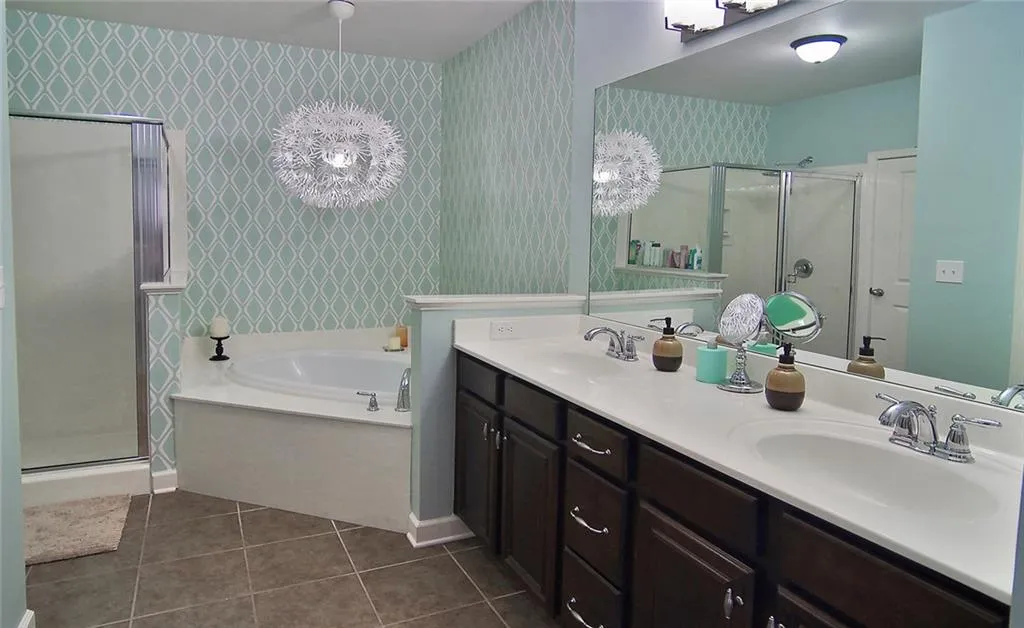 7265 Glisten Avenue Unit 126, Atlanta, Georgia 30328, 2 Bedrooms Bedrooms, ,2 BathroomsBathrooms,Residential,Sold,7265 Glisten Avenue Unit 126,5691203