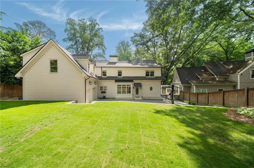 3894 Land O Lakes Drive Ne, Atlanta, Georgia 30342, 5 Bedrooms Bedrooms, ,4 BathroomsBathrooms,Residential,For Sale,3894 Land O Lakes Drive Ne,7668444