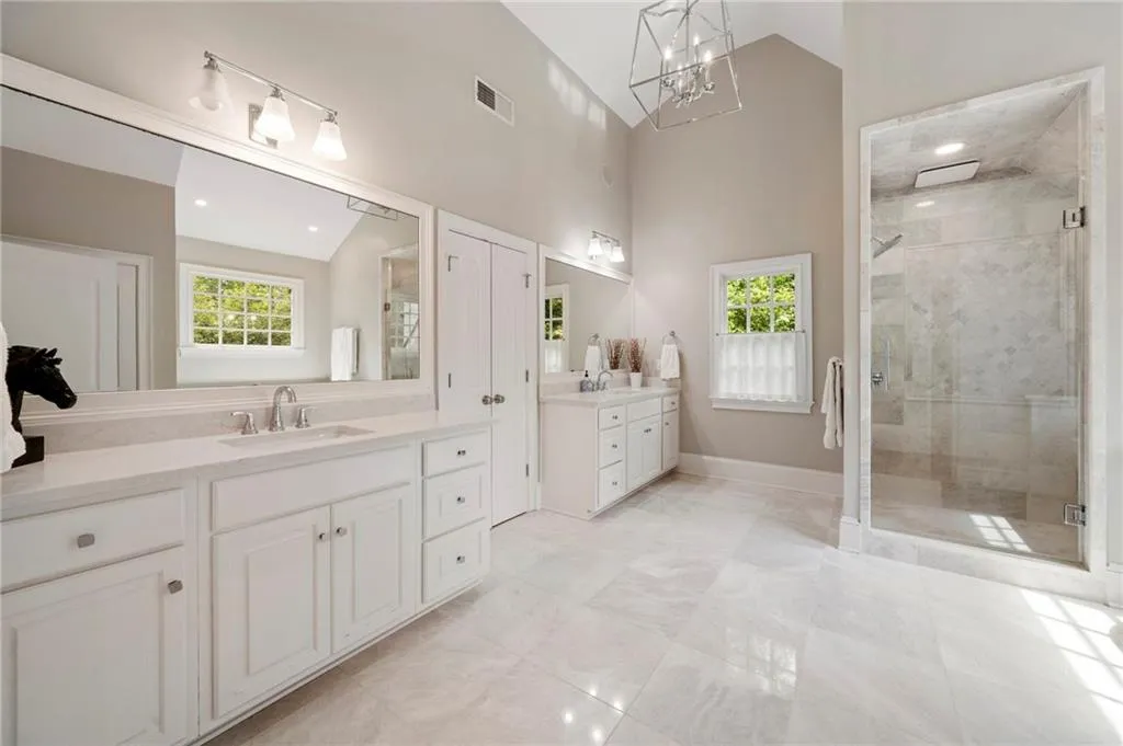 3894 Land O Lakes Drive Ne, Atlanta, Georgia 30342, 5 Bedrooms Bedrooms, ,4 BathroomsBathrooms,Residential,For Sale,3894 Land O Lakes Drive Ne,7668444