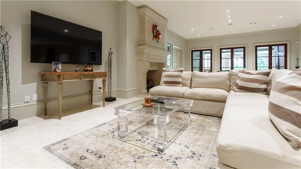 225 W Paces Ferry Road Nw, Atlanta, Georgia 30305, 5 Bedrooms Bedrooms, ,5 BathroomsBathrooms,Residential,For Sale,225 W Paces Ferry Road Nw,7654987