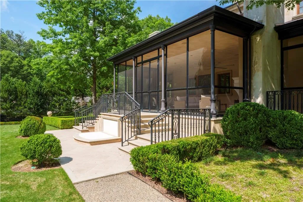 225 W Paces Ferry Road Nw, Atlanta, Georgia 30305, 5 Bedrooms Bedrooms, ,5 BathroomsBathrooms,Residential,For Sale,225 W Paces Ferry Road Nw,7654987