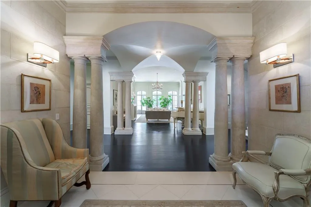 225 W Paces Ferry Road Nw, Atlanta, Georgia 30305, 5 Bedrooms Bedrooms, ,5 BathroomsBathrooms,Residential,For Sale,225 W Paces Ferry Road Nw,7654987