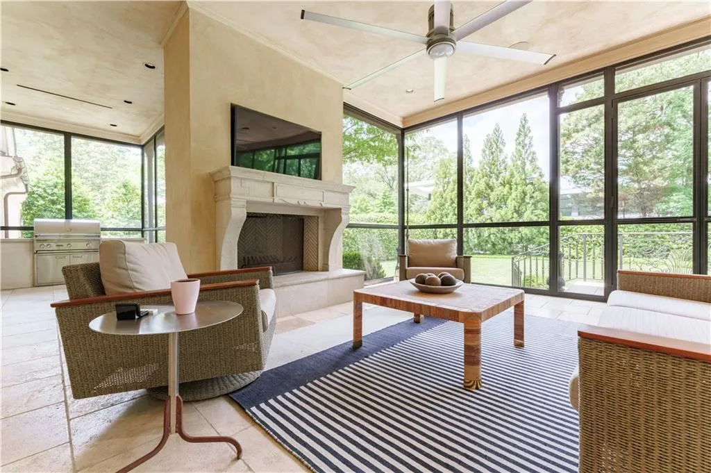 225 W Paces Ferry Road Nw, Atlanta, Georgia 30305, 5 Bedrooms Bedrooms, ,5 BathroomsBathrooms,Residential,For Sale,225 W Paces Ferry Road Nw,7654987