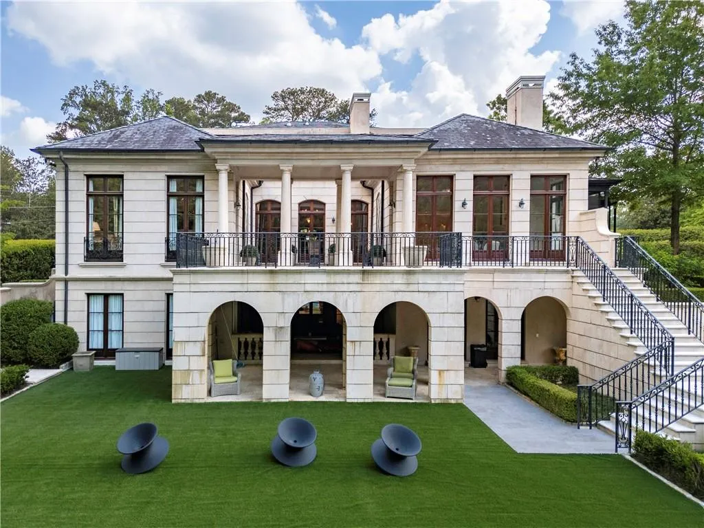 225 W Paces Ferry Road Nw, Atlanta, Georgia 30305, 5 Bedrooms Bedrooms, ,5 BathroomsBathrooms,Residential,For Sale,225 W Paces Ferry Road Nw,7654987
