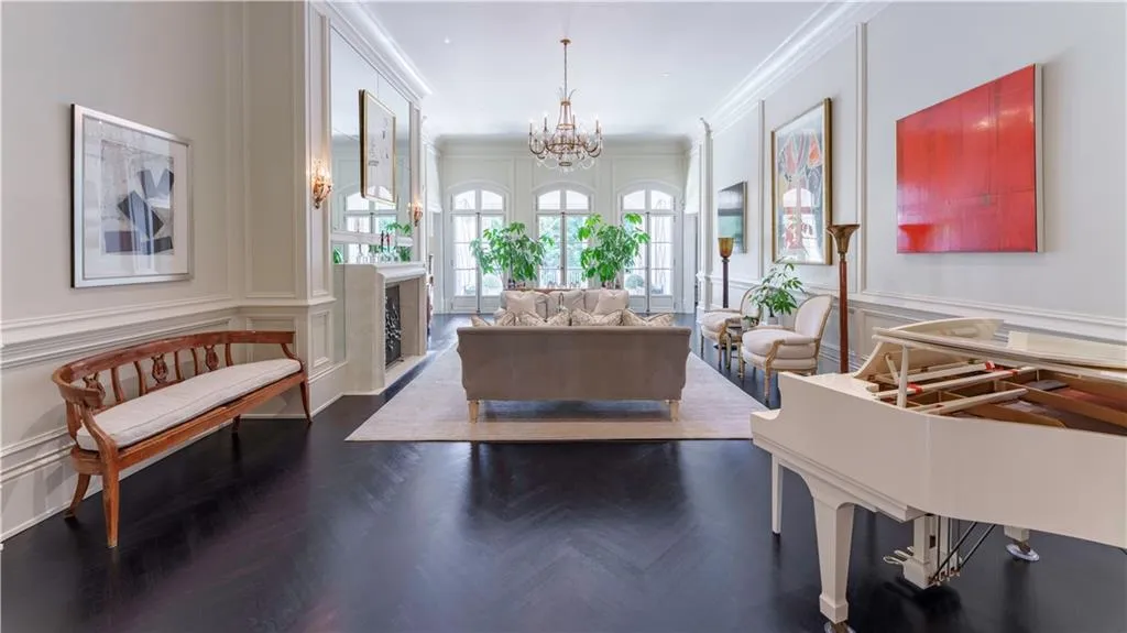 225 W Paces Ferry Road Nw, Atlanta, Georgia 30305, 5 Bedrooms Bedrooms, ,5 BathroomsBathrooms,Residential,For Sale,225 W Paces Ferry Road Nw,7654987