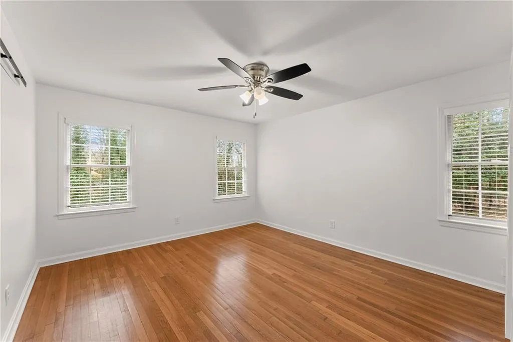 Primary Bedroom - Main Level