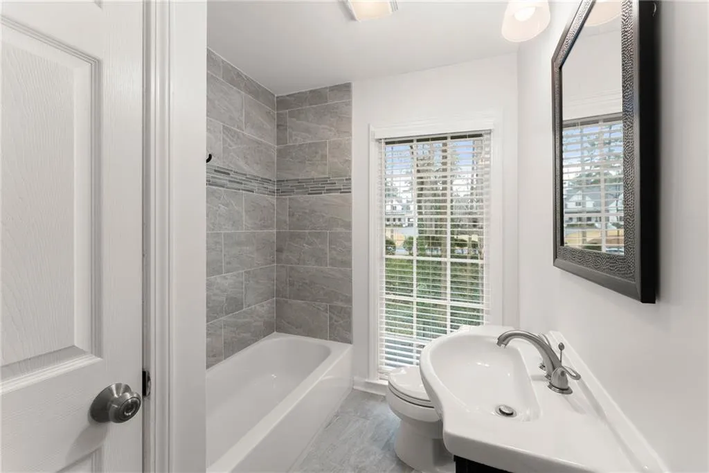 Main Level Bath
