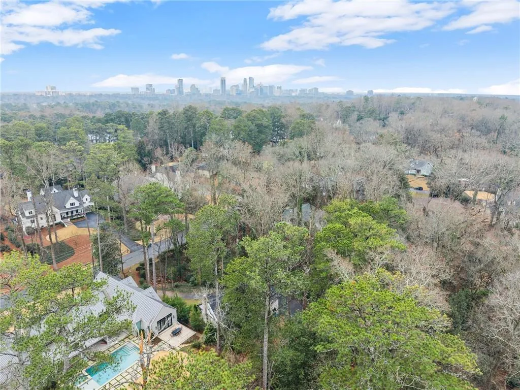 4540 Club Valley Drive Ne, Brookhaven, Georgia 30319, 4 Bedrooms Bedrooms, ,3 BathroomsBathrooms,Residential,For Sale,4540 Club Valley Drive Ne,7511729