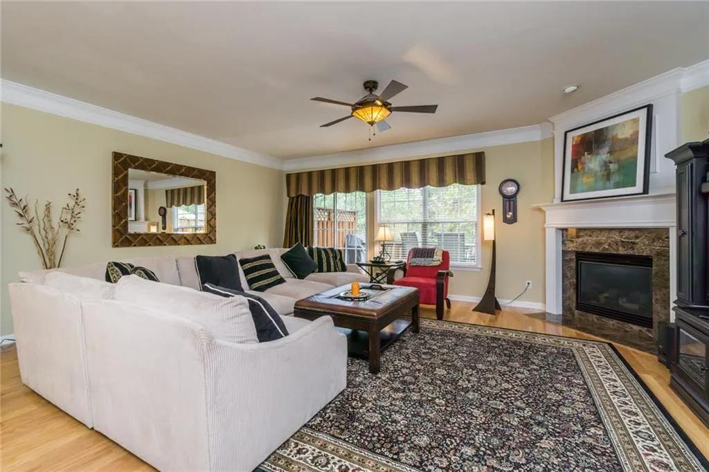 7826 Welsford Point, Sandy Springs, Georgia 30350, 3 Bedrooms Bedrooms, ,3 BathroomsBathrooms,Residential,Sold,7826 Welsford Point,5927347