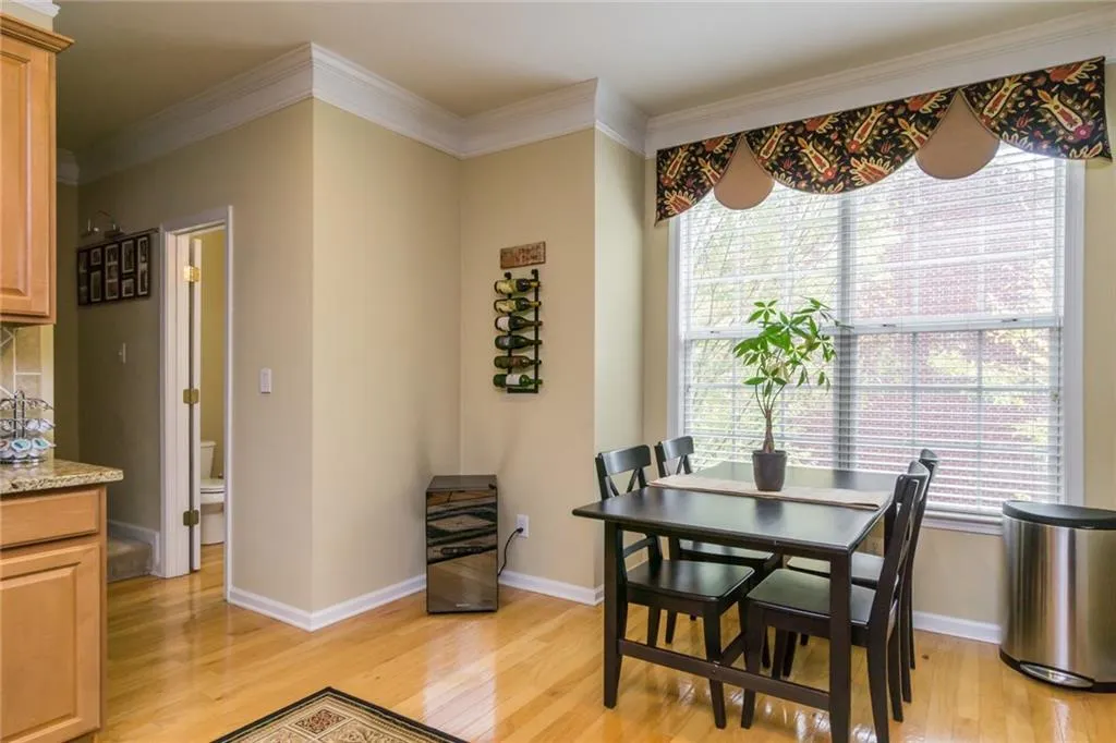 7826 Welsford Point, Sandy Springs, Georgia 30350, 3 Bedrooms Bedrooms, ,3 BathroomsBathrooms,Residential,Sold,7826 Welsford Point,5927347