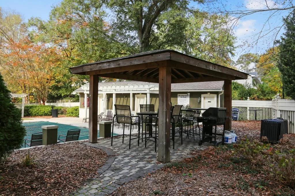 6900 Roswell Road Unit F6, Atlanta, Georgia 30328, 2 Bedrooms Bedrooms, ,2 BathroomsBathrooms,Residential,Sold,6900 Roswell Road Unit F6,5931119