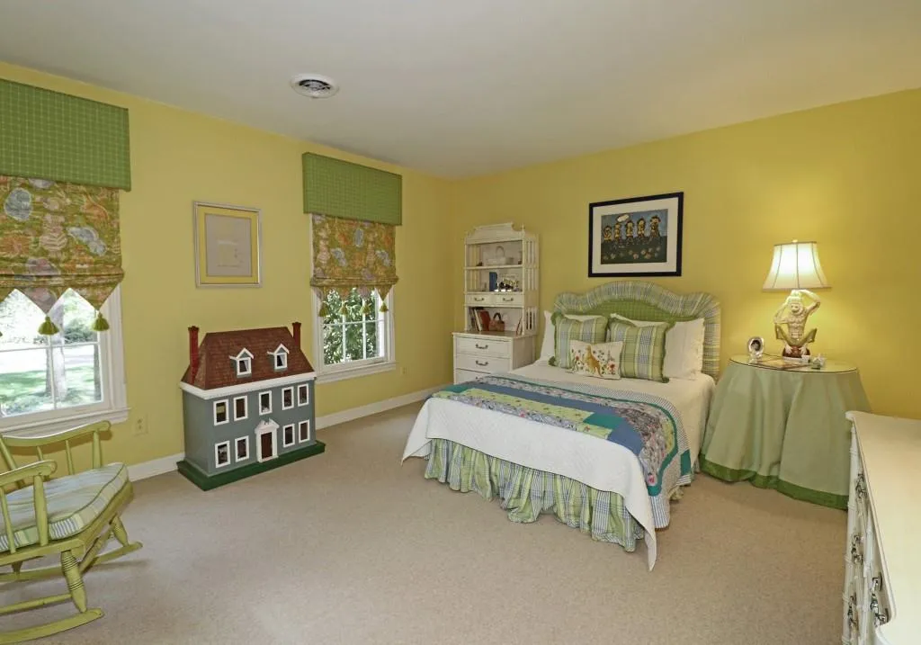 6060 Weatherly Drive, Sandy Springs, Georgia 30328, 4 Bedrooms Bedrooms, ,4 BathroomsBathrooms,Residential,Sold,6060 Weatherly Drive,6529957