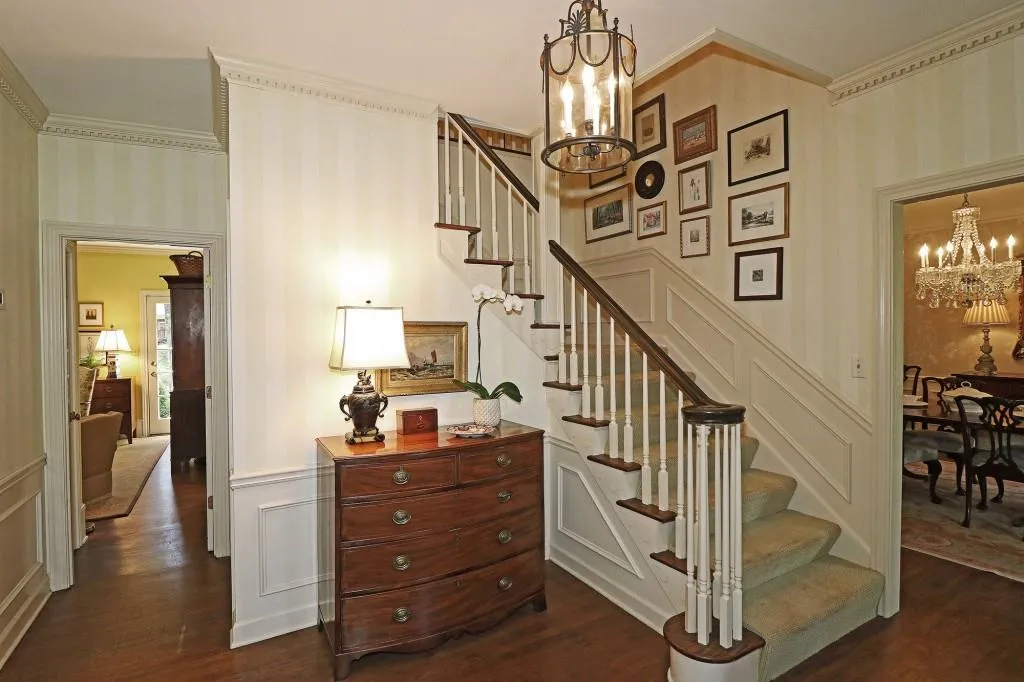 6060 Weatherly Drive, Sandy Springs, Georgia 30328, 4 Bedrooms Bedrooms, ,4 BathroomsBathrooms,Residential,Sold,6060 Weatherly Drive,6529957