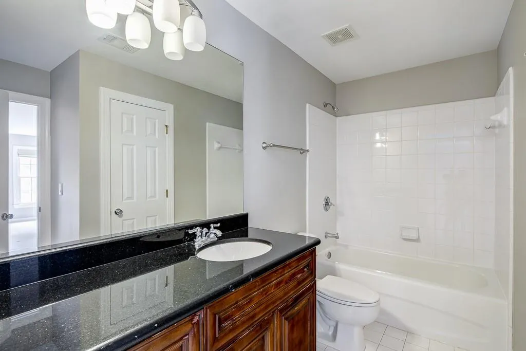 255 Wembley Circle, Atlanta, Georgia 30328, 5 Bedrooms Bedrooms, ,4 BathroomsBathrooms,Residential,Sold,255 Wembley Circle,6569007