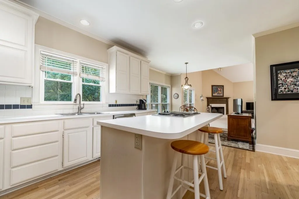 225 Marchand Court, Atlanta, Georgia 30328, 4 Bedrooms Bedrooms, ,3 BathroomsBathrooms,Residential,Sold,225 Marchand Court,7230959