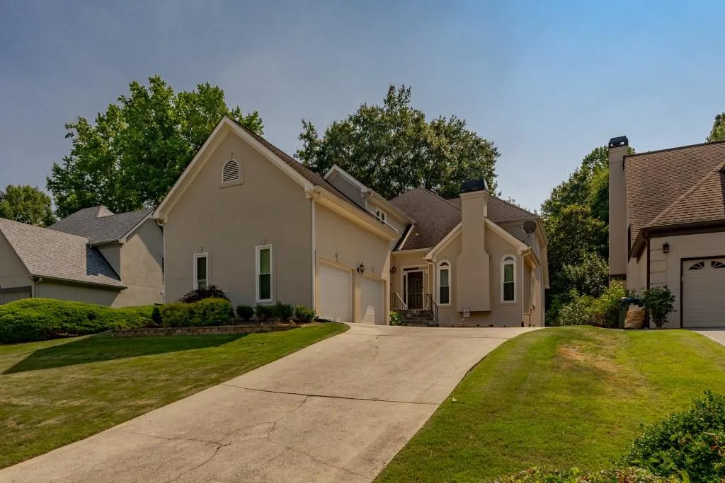 225 Marchand Court, Atlanta, Georgia 30328, 4 Bedrooms Bedrooms, ,3 BathroomsBathrooms,Residential,Sold,225 Marchand Court,7230959