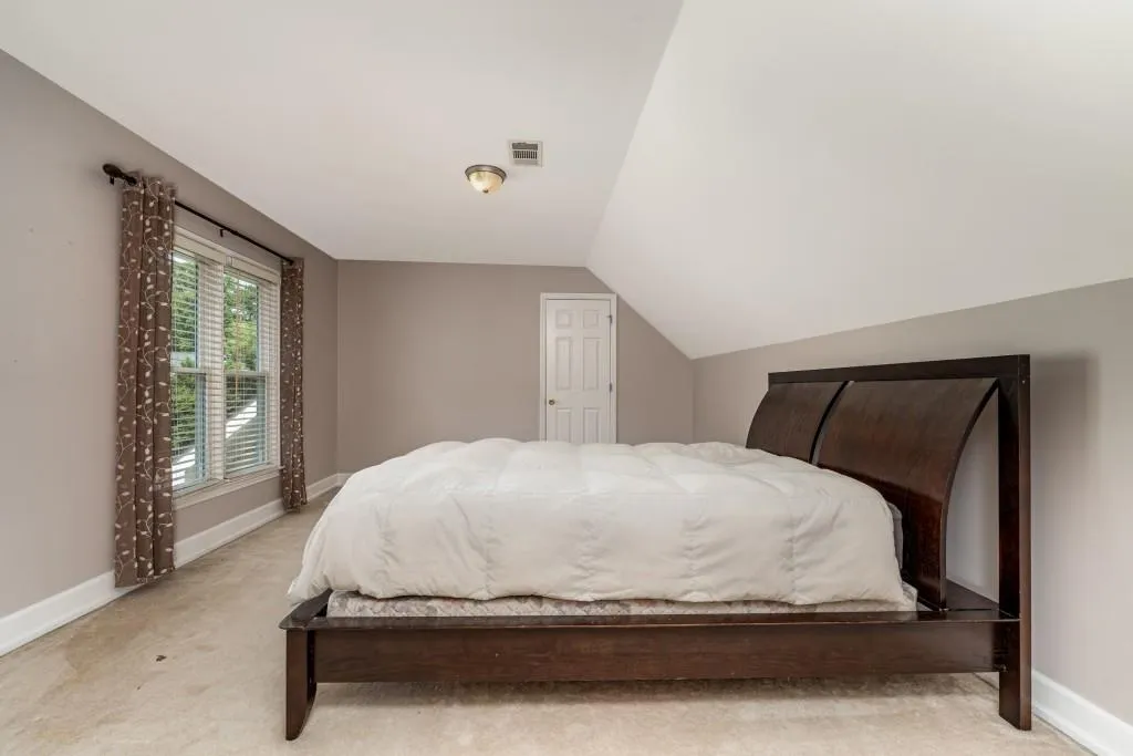 225 Marchand Court, Atlanta, Georgia 30328, 4 Bedrooms Bedrooms, ,3 BathroomsBathrooms,Residential,Sold,225 Marchand Court,7230959