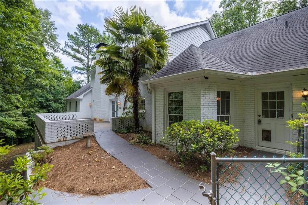 4 Bentley Trace Manor, Atlanta, Georgia 30327, 5 Bedrooms Bedrooms, ,4 BathroomsBathrooms,Residential,Sold,4 Bentley Trace Manor,7059591 4 Bentley Trace Manor, Atlanta, Georgia 30327, 5 Bedrooms Bedrooms, ,4 BathroomsBathrooms,Residential,Sold,4 Bentley Trace Manor,7059591