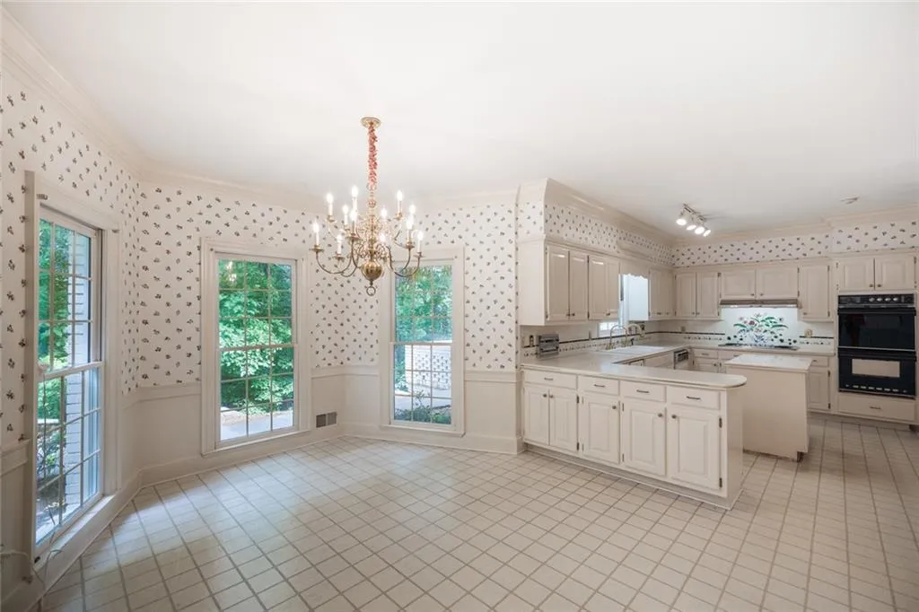 4 Bentley Trace Manor, Atlanta, Georgia 30327, 5 Bedrooms Bedrooms, ,4 BathroomsBathrooms,Residential,Sold,4 Bentley Trace Manor,7059591 4 Bentley Trace Manor, Atlanta, Georgia 30327, 5 Bedrooms Bedrooms, ,4 BathroomsBathrooms,Residential,Sold,4 Bentley Trace Manor,7059591