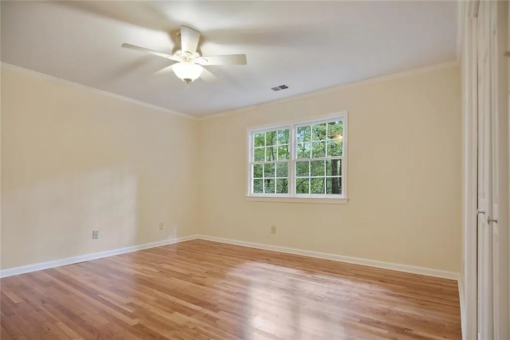 915 Edgewater Trail, Sandy Springs, Georgia 30328, 4 Bedrooms Bedrooms, ,2 BathroomsBathrooms,Residential,Sold,915 Edgewater Trail,6728861