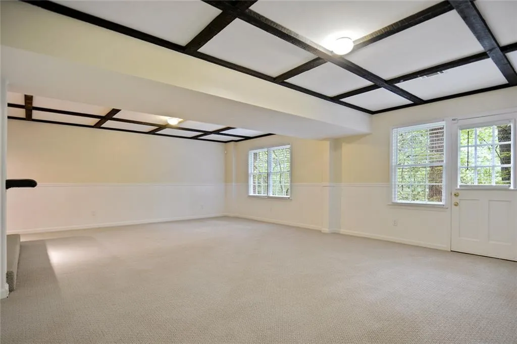 915 Edgewater Trail, Sandy Springs, Georgia 30328, 4 Bedrooms Bedrooms, ,2 BathroomsBathrooms,Residential,Sold,915 Edgewater Trail,6728861