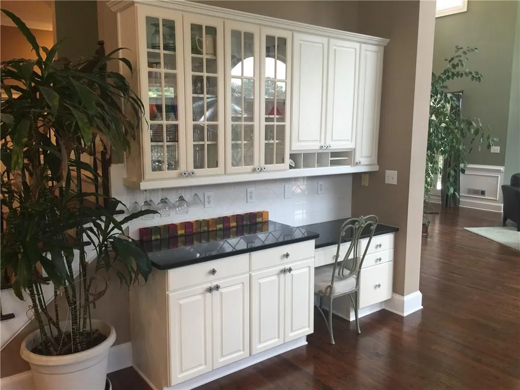 1105 Westbrooke Way Ne, Brookhaven, Georgia 30319, 3 Bedrooms Bedrooms, ,2 BathroomsBathrooms,Residential,Sold,1105 Westbrooke Way Ne,5708135