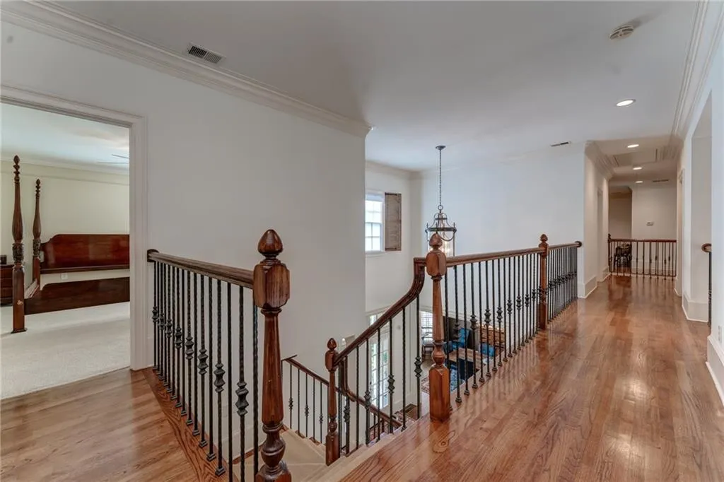 465 Montwicke Chase Nw, Atlanta, Georgia 30327, 5 Bedrooms Bedrooms, ,5 BathroomsBathrooms,Residential,Sold,465 Montwicke Chase Nw,7042635