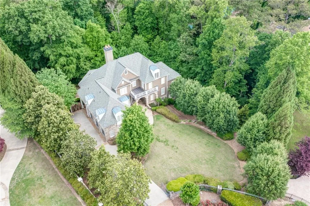 465 Montwicke Chase Nw, Atlanta, Georgia 30327, 5 Bedrooms Bedrooms, ,5 BathroomsBathrooms,Residential,Sold,465 Montwicke Chase Nw,7042635