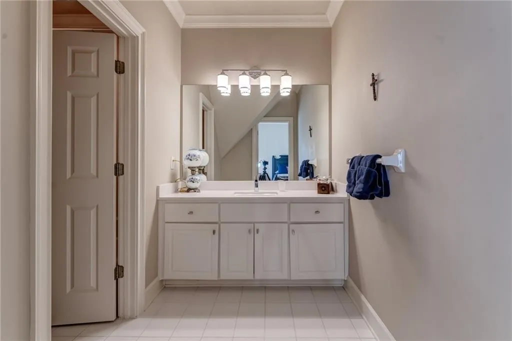 465 Montwicke Chase Nw, Atlanta, Georgia 30327, 5 Bedrooms Bedrooms, ,5 BathroomsBathrooms,Residential,Sold,465 Montwicke Chase Nw,7042635