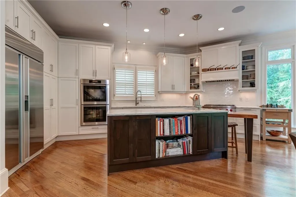 465 Montwicke Chase Nw, Atlanta, Georgia 30327, 5 Bedrooms Bedrooms, ,5 BathroomsBathrooms,Residential,Sold,465 Montwicke Chase Nw,7042635