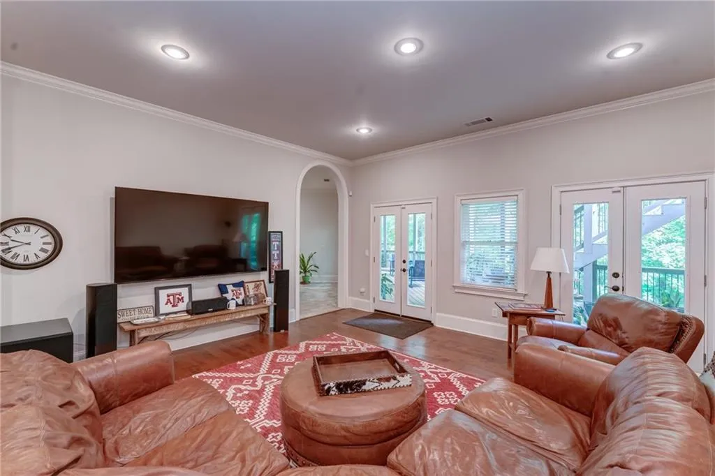 465 Montwicke Chase Nw, Atlanta, Georgia 30327, 5 Bedrooms Bedrooms, ,5 BathroomsBathrooms,Residential,Sold,465 Montwicke Chase Nw,7042635