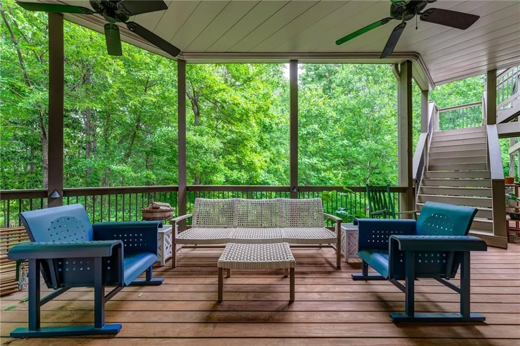 465 Montwicke Chase Nw, Atlanta, Georgia 30327, 5 Bedrooms Bedrooms, ,5 BathroomsBathrooms,Residential,Sold,465 Montwicke Chase Nw,7042635