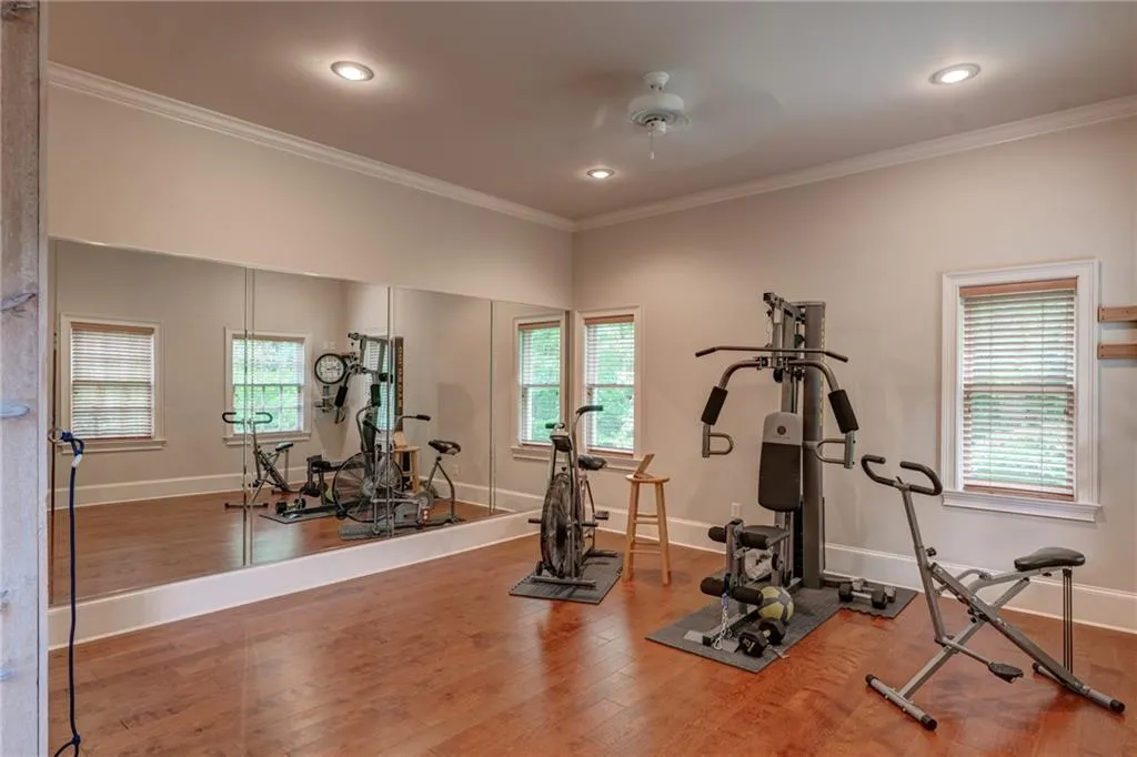 465 Montwicke Chase Nw, Atlanta, Georgia 30327, 5 Bedrooms Bedrooms, ,5 BathroomsBathrooms,Residential,Sold,465 Montwicke Chase Nw,7042635