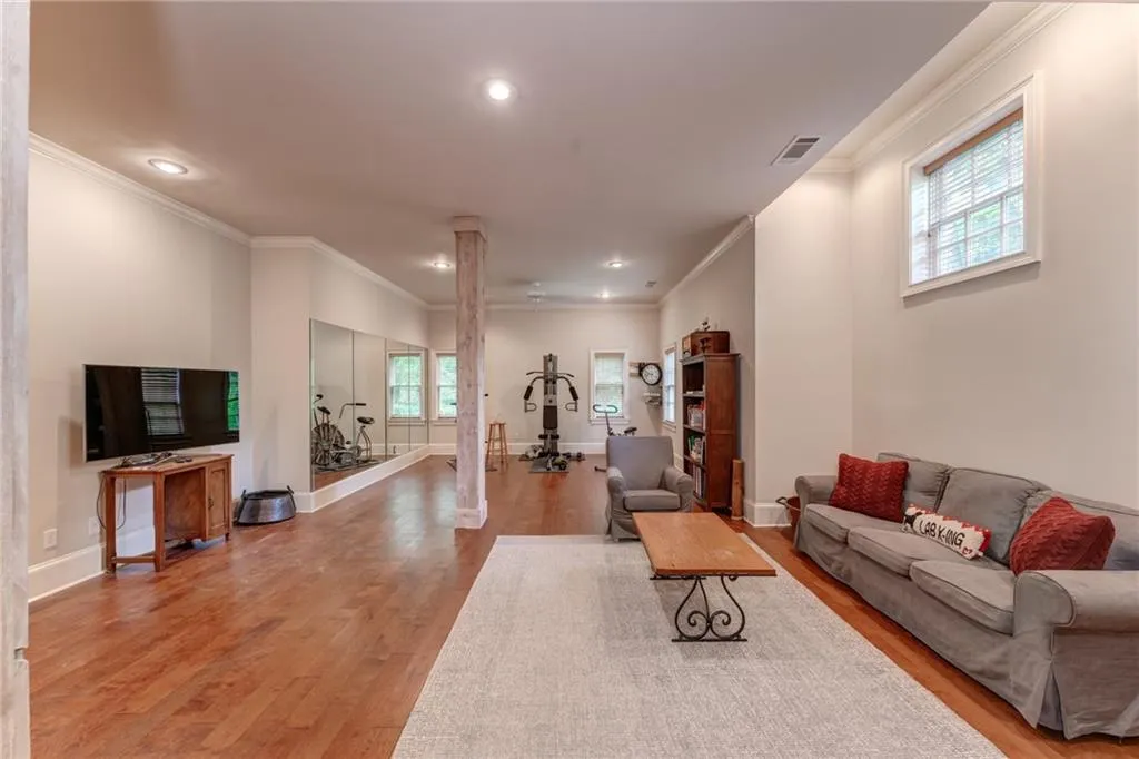 465 Montwicke Chase Nw, Atlanta, Georgia 30327, 5 Bedrooms Bedrooms, ,5 BathroomsBathrooms,Residential,Sold,465 Montwicke Chase Nw,7042635