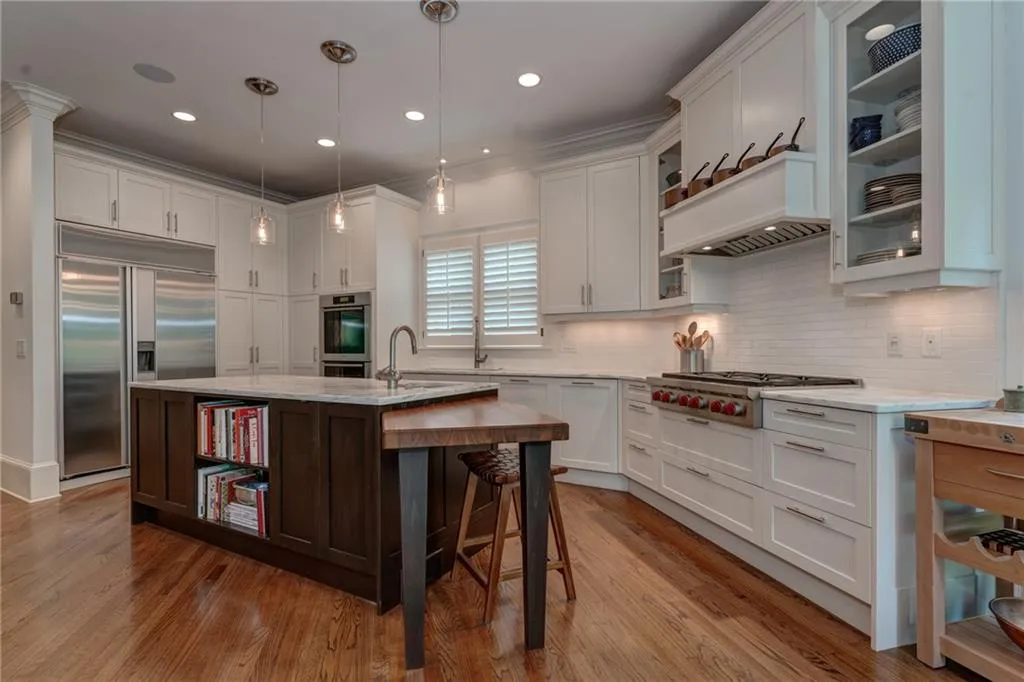 465 Montwicke Chase Nw, Atlanta, Georgia 30327, 5 Bedrooms Bedrooms, ,5 BathroomsBathrooms,Residential,Sold,465 Montwicke Chase Nw,7042635