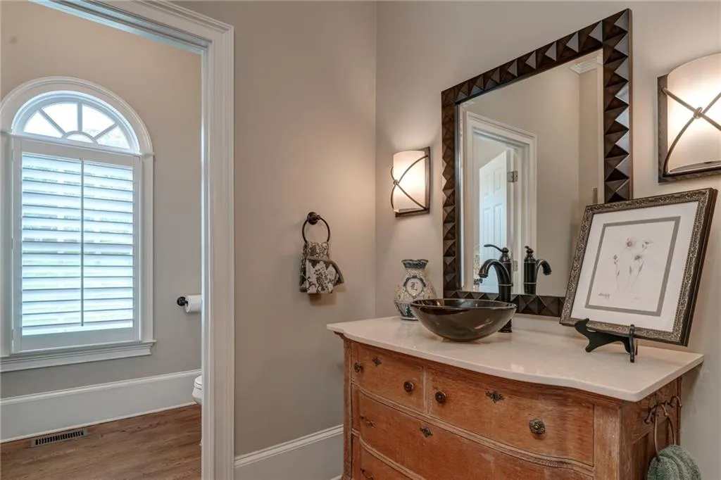 465 Montwicke Chase Nw, Atlanta, Georgia 30327, 5 Bedrooms Bedrooms, ,5 BathroomsBathrooms,Residential,Sold,465 Montwicke Chase Nw,7042635