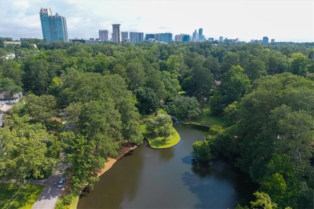 Close proximity to premier amenities, this is one of the most compelling land opportunities on the market.d