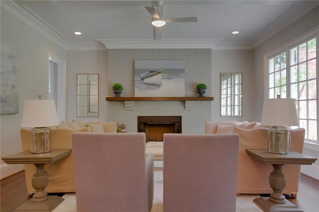 485 Windsor Parkway, Atlanta, Georgia 30342, 5 Bedrooms Bedrooms, ,5 BathroomsBathrooms,Residential,Sold,485 Windsor Parkway,5887060