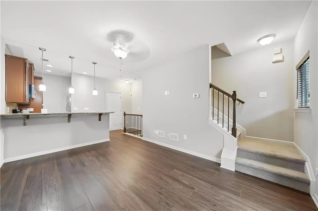 Atlanta, Georgia 30309, 2 Bedrooms Bedrooms, ,2 BathroomsBathrooms,Residential,For Sale,7655604 Atlanta, Georgia 30309, 2 Bedrooms Bedrooms, ,2 BathroomsBathrooms,Residential,For Sale,7655604