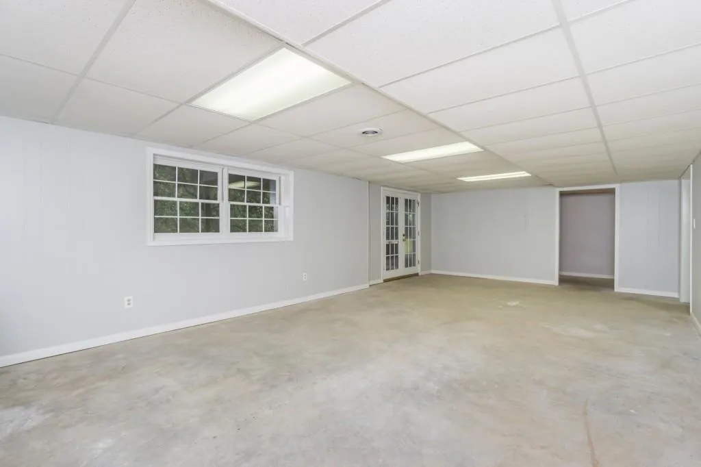 445 Riverhill Drive, Sandy Springs, Georgia 30328, 3 Bedrooms Bedrooms, ,3 BathroomsBathrooms,Residential,Sold,445 Riverhill Drive,6963457 445 Riverhill Drive, Sandy Springs, Georgia 30328, 3 Bedrooms Bedrooms, ,3 BathroomsBathrooms,Residential,Sold,445 Riverhill Drive,6963457