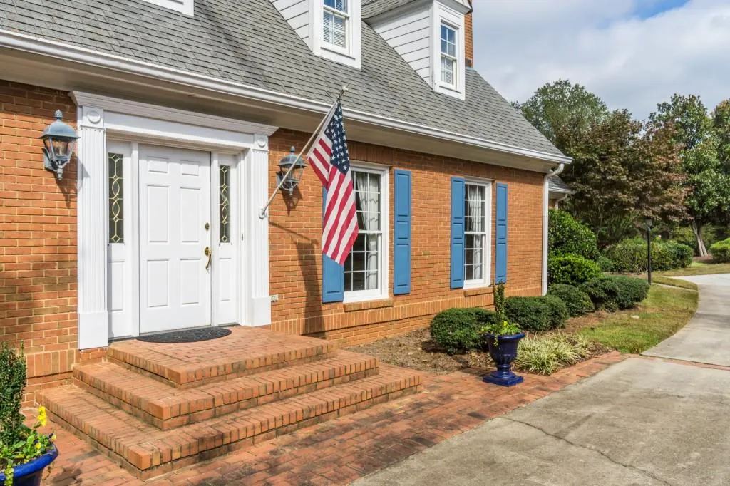 445 Riverhill Drive, Sandy Springs, Georgia 30328, 3 Bedrooms Bedrooms, ,3 BathroomsBathrooms,Residential,Sold,445 Riverhill Drive,6963457 445 Riverhill Drive, Sandy Springs, Georgia 30328, 3 Bedrooms Bedrooms, ,3 BathroomsBathrooms,Residential,Sold,445 Riverhill Drive,6963457